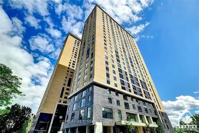 Condo Apartment in Dows Lake - Civic Hospital and Area