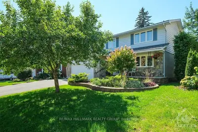 Detached in Carlingwood - Westboro and Area