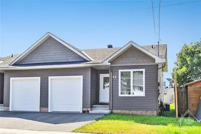 Semi-Detached in Carleton Place