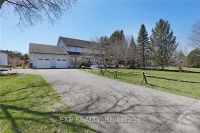 Detached in Greely - Metcalfe - Osgoode - Vernon and Area