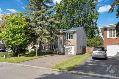 Semi-Detached in South of Baseline to Knoxdale
