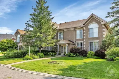 Condo Apartment in Kanata