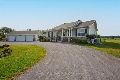 Detached in Horton
