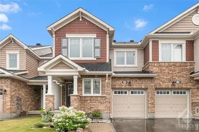 Att/Row/Townhouse in Orleans - Cumberland and Area