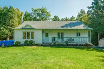 Detached in North Glengarry