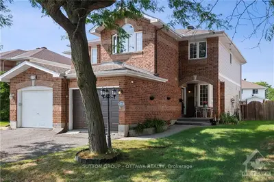 Semi-Detached in Barrhaven