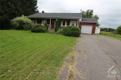 1296 Ste Marie Road, Russell, On K0a 1w0