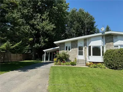 Semi-Detached in South Dundas