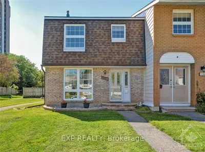 Condo Townhouse in Hunt Club - South Keys and Area