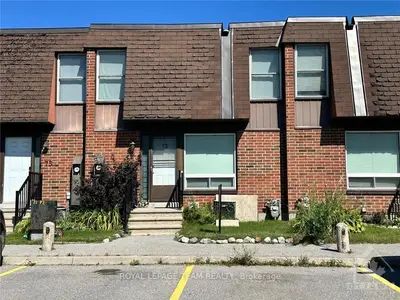 Condo Townhouse in Hunt Club - Windsor Park Village and Area