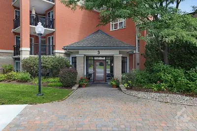 Condo Apartment in South of Baseline to Knoxdale
