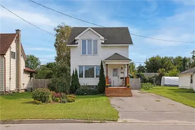 Detached in Renfrew