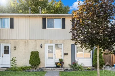 Condo Townhouse in Cyrville - Carson Grove - Pineview