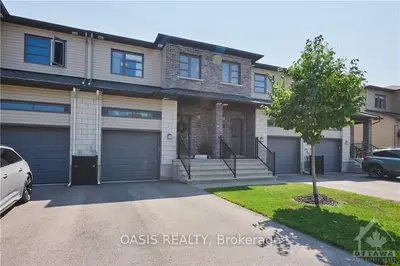 Att/Row/Townhouse in Carleton Place