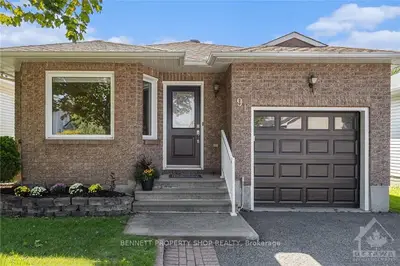 Detached in Stittsville - Munster - Richmond