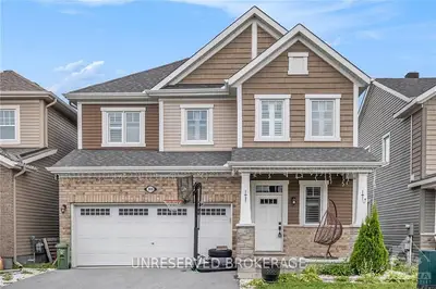 Detached in Barrhaven