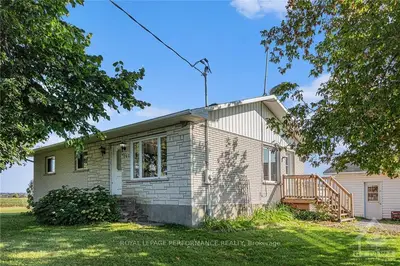Detached in Alfred and Plantagenet