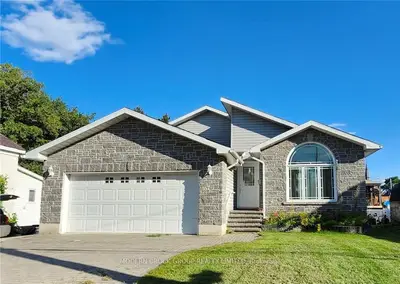 Detached in Prescott
