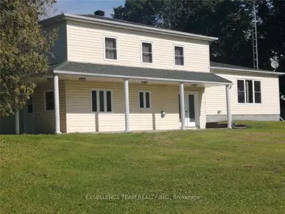 Detached in North Glengarry