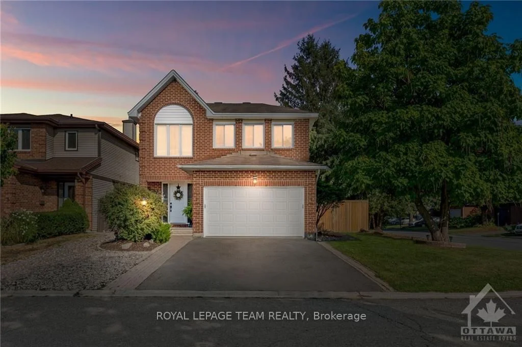 Detached in Barrhaven