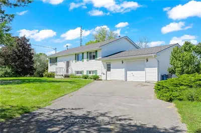 Detached in Greater Napanee