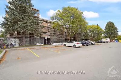 300 Fenerty Court 3, Kanata, On K2l 3a8