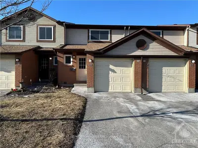 8D OFFENBACH Lane, South of Baseline to Knoxdale, ON K2G 4Z5