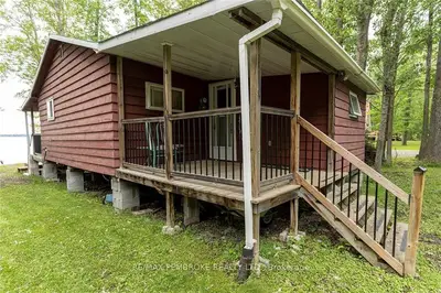 36 Emily Trail, Whitewater Region, On K0j 1k0