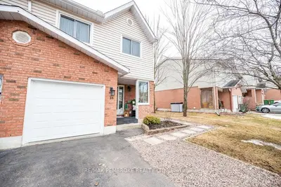 16 Vermont, Petawawa, On K8h 3n3