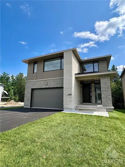 Detached in Kanata