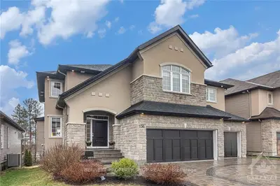 Detached in Kanata