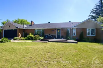 Detached in Greely - Metcalfe - Osgoode - Vernon and Area