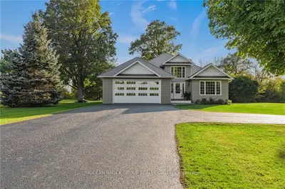 Detached in Elizabethtown-Kitley