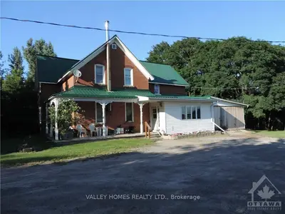 Detached in Drummond/North Elmsley