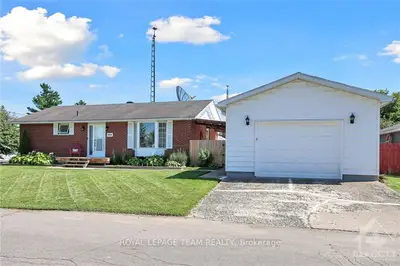 Detached in Edwardsburgh/Cardinal