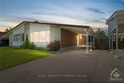 Semi-Detached in Meadowlands - Crestview and Area