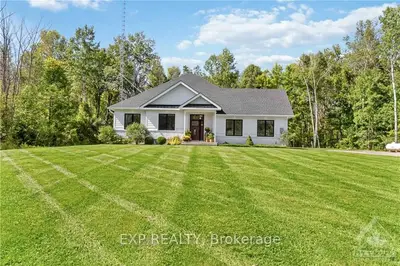 Detached in North Dundas