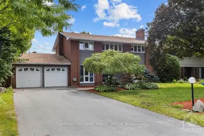 Detached in Kanata