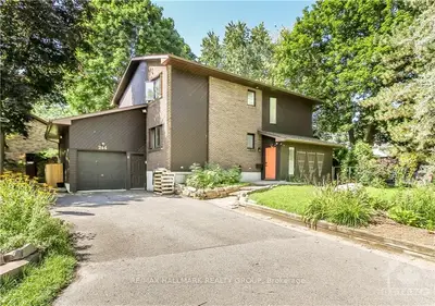 Detached in Vanier and Kingsview Park