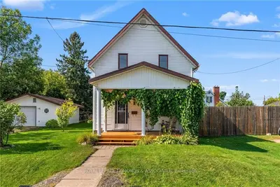Detached in Pembroke