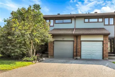 25 Chisholm Court, Kanata, On K2k 1e1