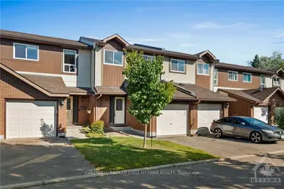 468 Sandhamn, Hunt Club - South Keys And Area, On K1t 2z4