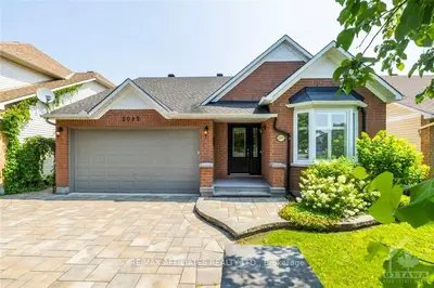 Detached in Orleans - Convent Glen and Area
