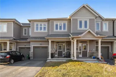 Att/Row/Townhouse in Barrhaven
