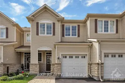 Att/Row/Townhouse in Barrhaven