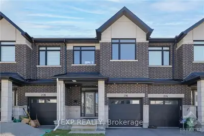 Att/Row/Townhouse in Barrhaven