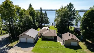 Detached in North Algona Wilberforce