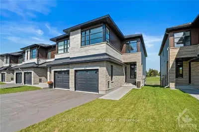 Att/Row/Townhouse in Carleton Place