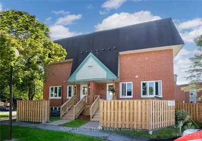 Condo Apartment in Bells Corners and South to Fallowfield
