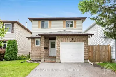 Detached in Orleans - Convent Glen and Area